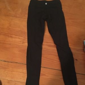 Black Lululemon leggings
